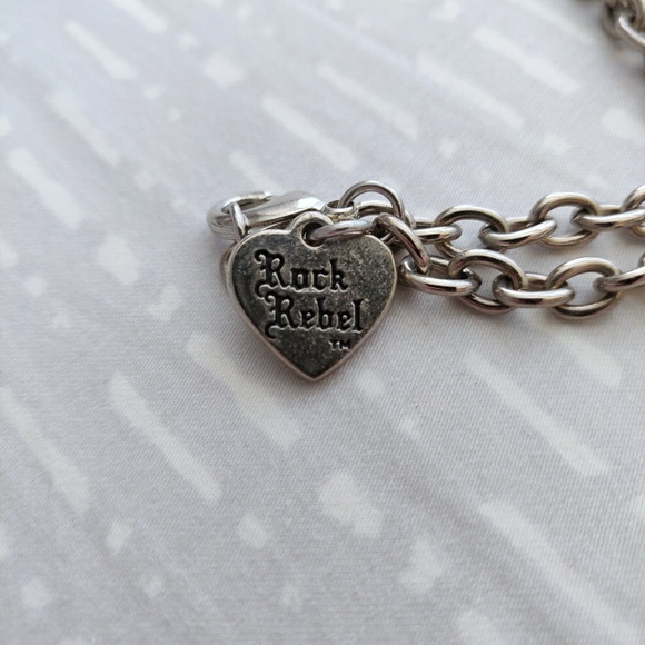 Heart Locket - Picture 4 of 4